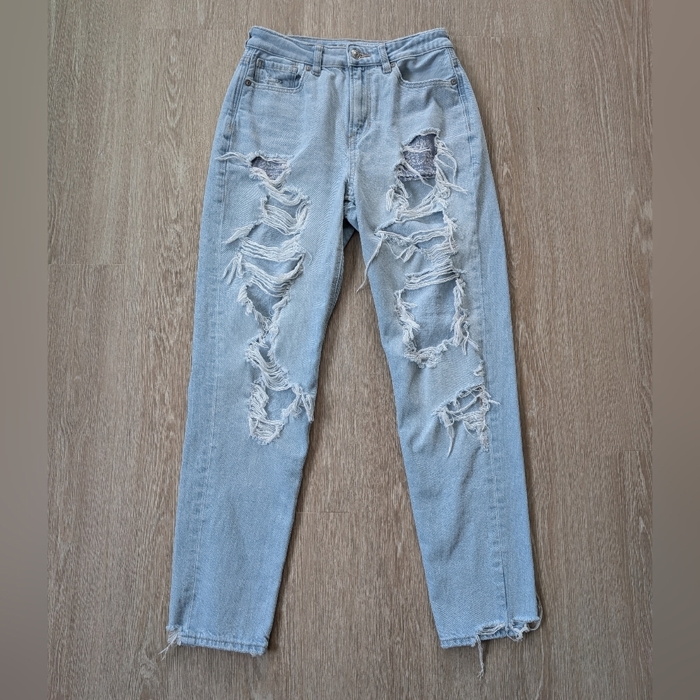 American Eagle Jeans Women's 2 Mom Destroyed Stretch